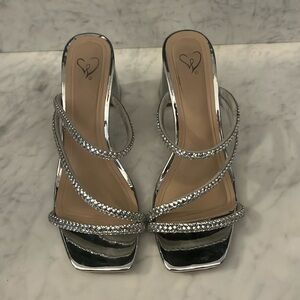 Windsor Kerstin Silver Heels